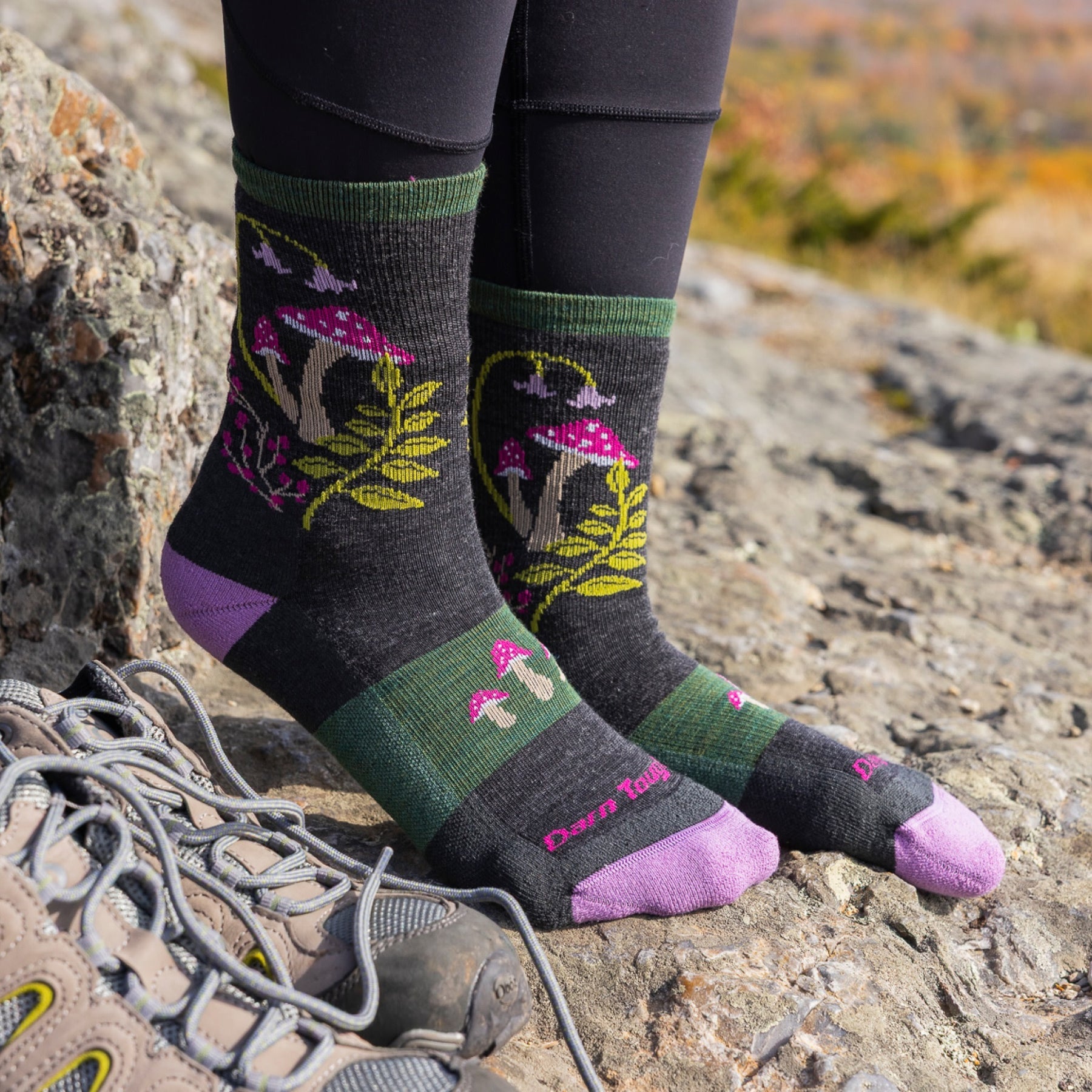 Women's Mellow Mushrooms Micro Crew Lightweight with Cushion Socks